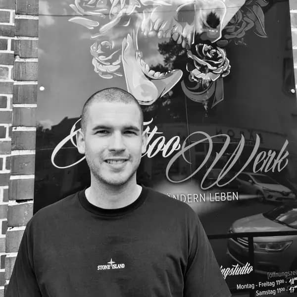 Christian — Shopleitung im Tattoo-Werk Wien